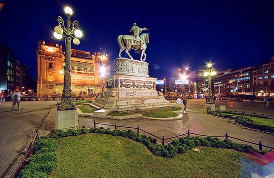 The Republic Square | Hostel M in Belgrade The Republic Square | Hostel M in Belgrade